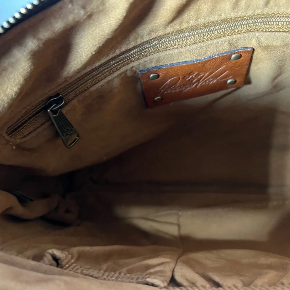 Patricia Nash Brown Crossbody Bag with Vintage Leather Finish - Picture 9 of 14